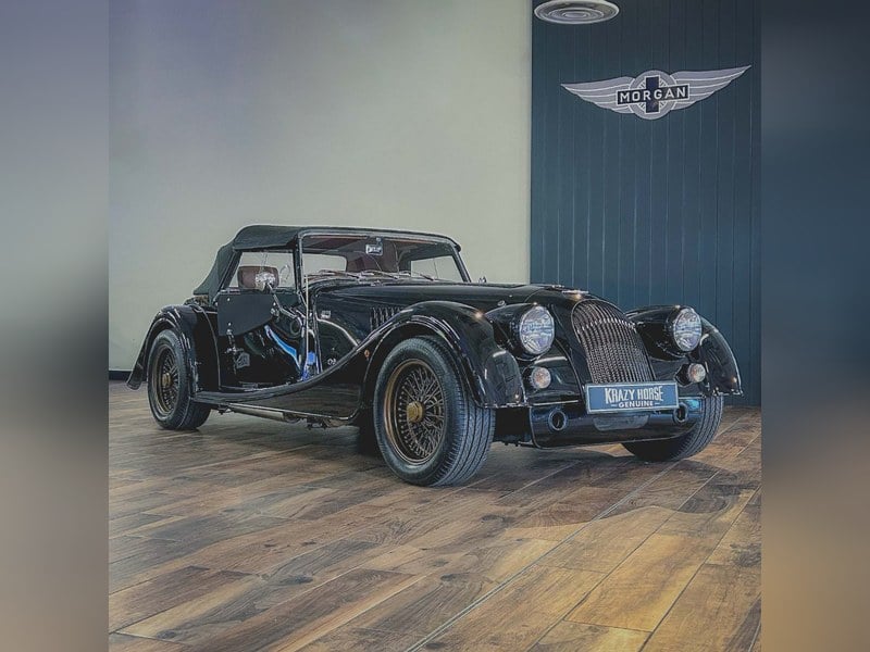 Morgan Plus 4 Traditional - Morgan Piano Black