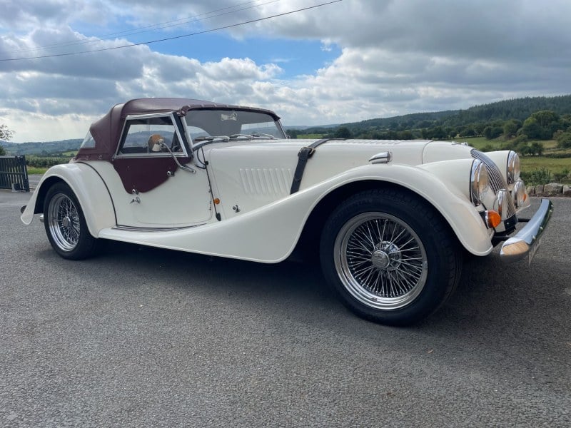 1995 Morgan Plus-8 - 1 1995 Morgan Plus-8 - 1