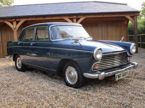 1970 Morris Oxford Saloon (Debit Cards Accepted) SOLD