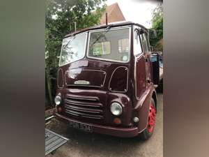1956 Morris FE 5 Ton petrol For Sale (picture 1 of 4)