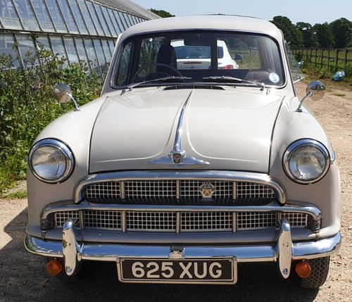 1956 Rare Morris ISIS Woody Traveller For Sale