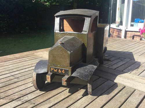 1935 Pre war wood and metal  model lorry For Sale