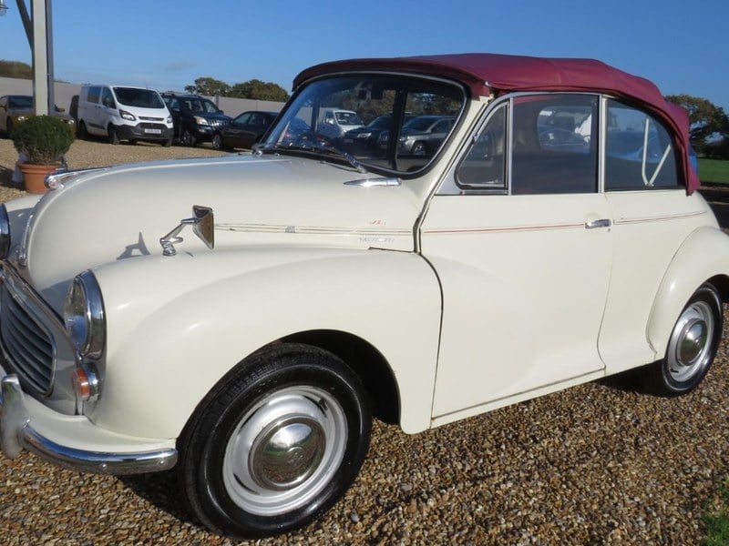 1960 (C) Morris Minor FACTORY CONVERTIBLE KNOWN AS DAISY