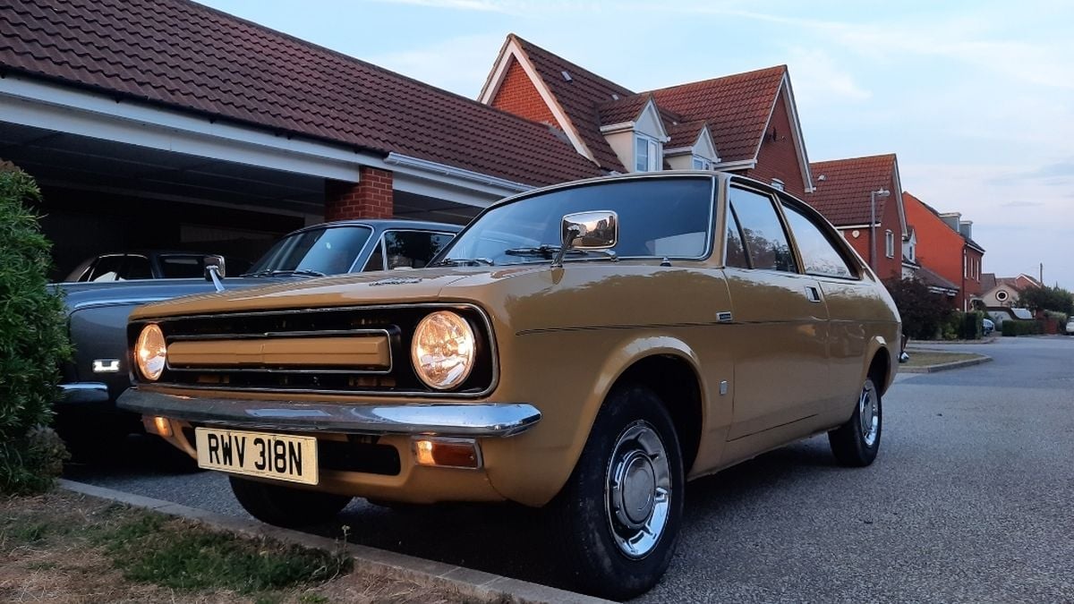 1973 Morris Marina 1.8 Dl Gold Manual, 4 speed Right Hand Drive in ...