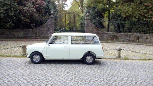 1972 Morris Mini Van - 9