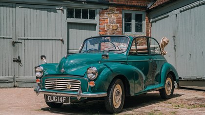 Morris Minor 1000 convertible for hire in Surrey and London