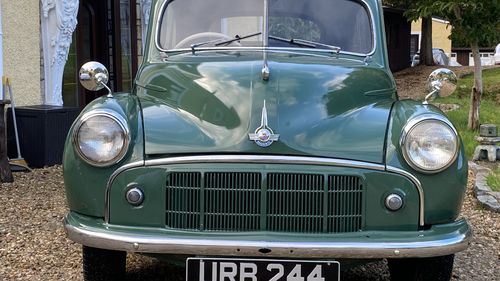 Picture of CHARMING 1954 MORRIS MINOR SPLIT WINDSCREEN 4DR - For Sale