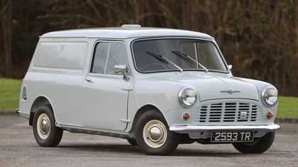1961 Morris Mini Van
