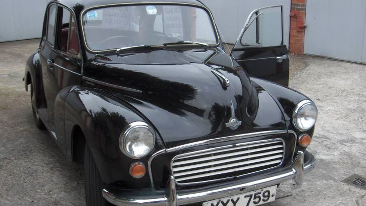 1960 Morris Minor Black Manual 4 Speed Right Hand Drive In London 1960-morris-minor-black-manual-4-speed-right-hand-drive-in-london