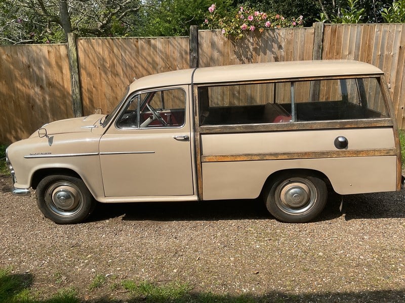 1955 Morris Oxford Beige Manual, speed Right Hand Drive in