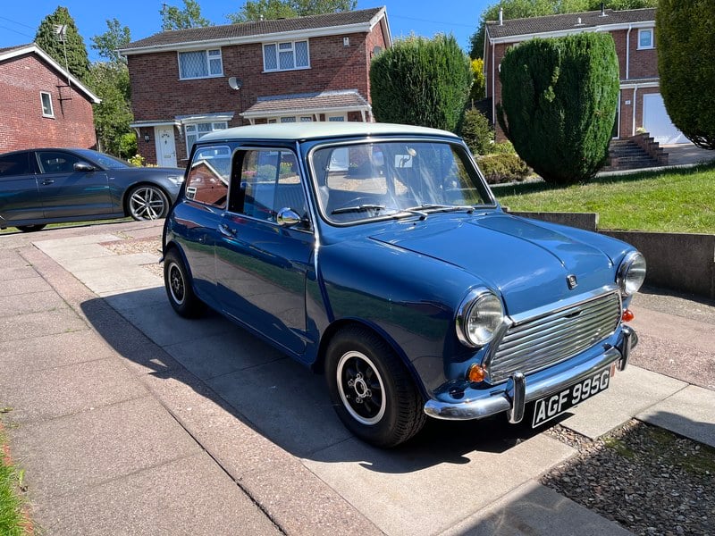 Rapid Classics: Eine Suche. Alle Oldtimer. 31 » Rapid Classics: Eine Suche. Alle Oldtimer. 1968 Morris Mini