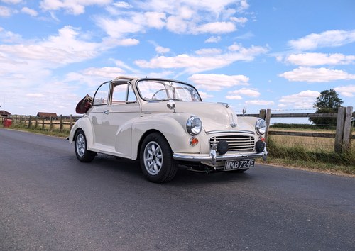 1971 + Morris Minor Factory Convertible 2.0L Zetec 5-Speed + VENDU