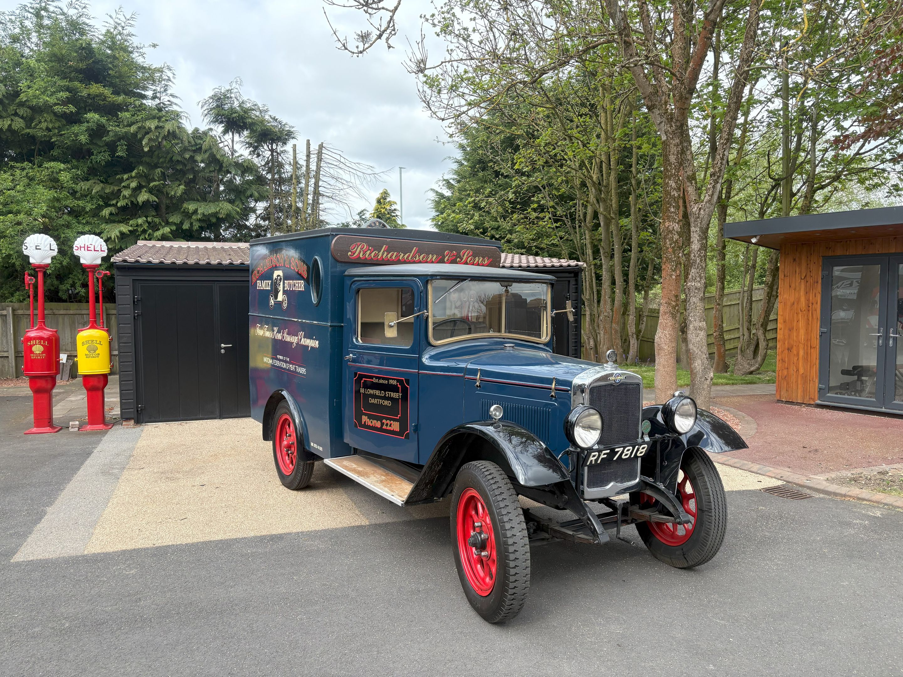 1930 Morris 1 Ton Butcher's Van