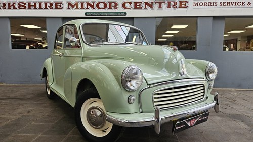 Superb standard 1961 Porcelain Green Morris Minor Saloon For Sale