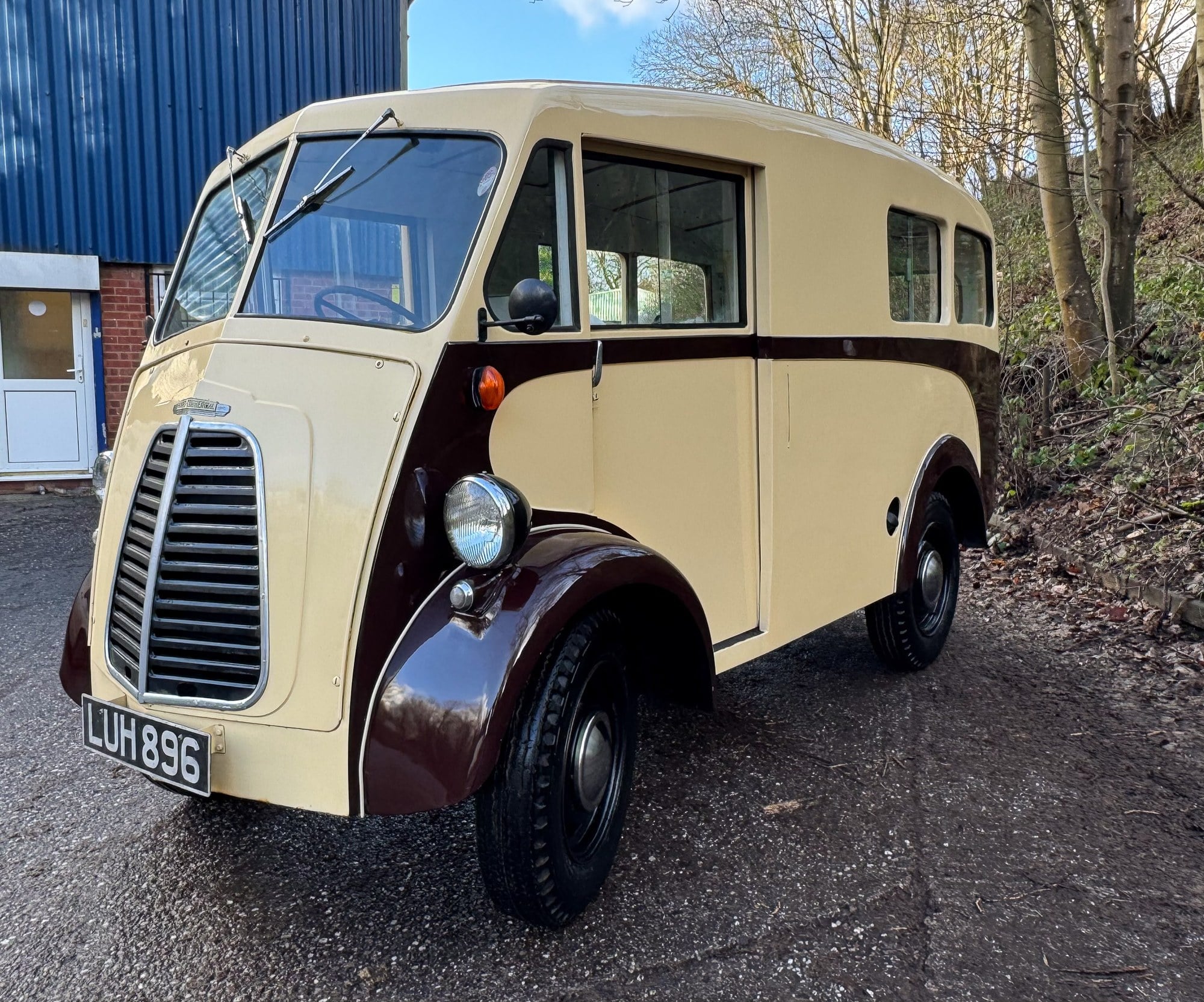 1956 MORRIS J TYPE VAN 10 CWT 1476cc * EX-AMBULANCE * RARE *, foto 5