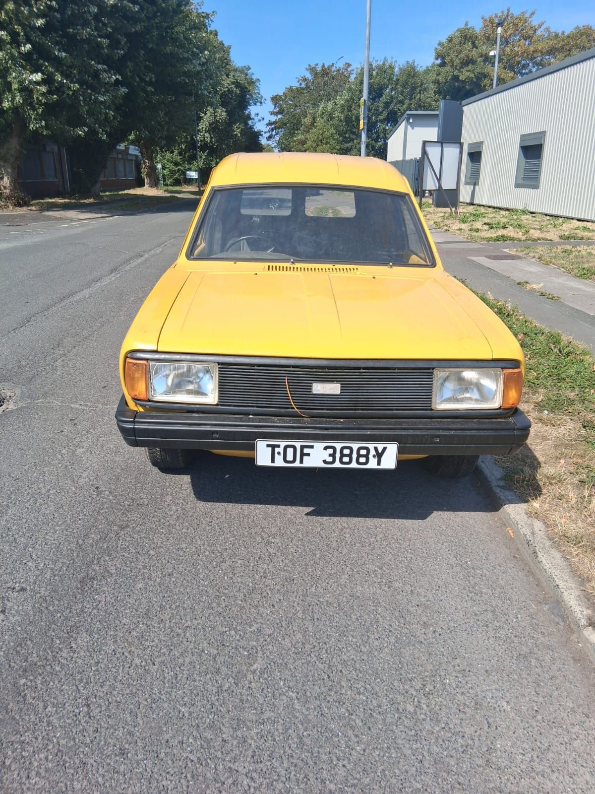 1983 Morris 1100