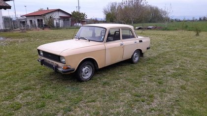 Moskvich 2140 CAR IN ITALY! Need restoration