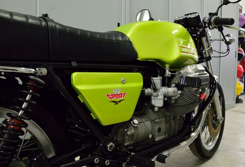1550 Moto Guzzi Moto Guzzi V7 Sport 750 - 5