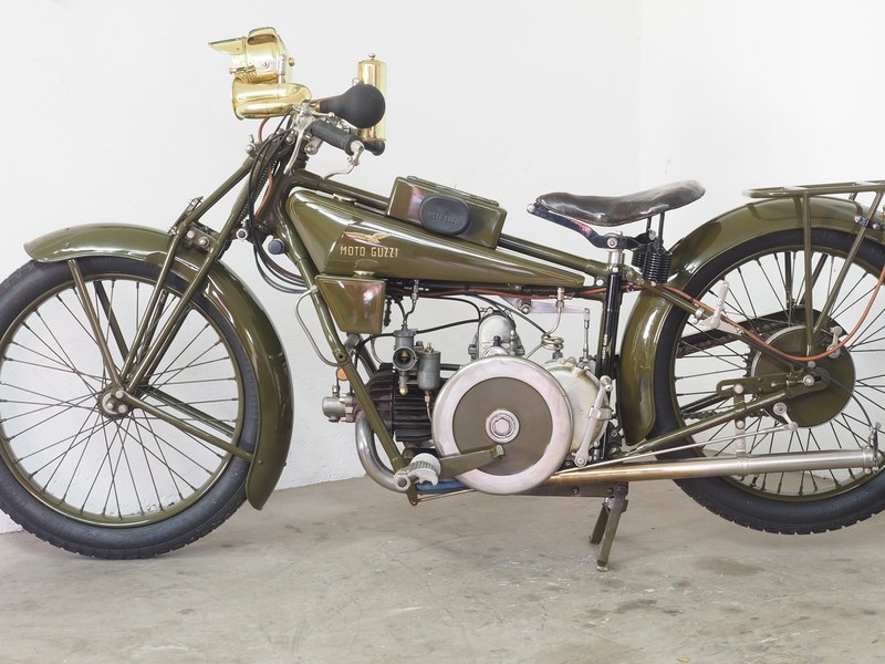Moto Guzzi Sport (Sport13)