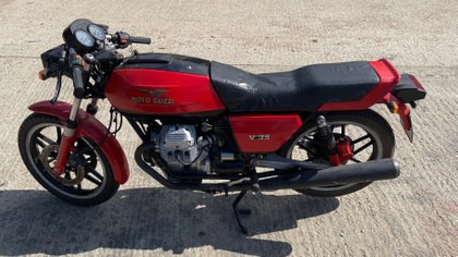 Moto Guzzi V35 with Nova £1995
