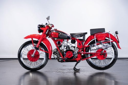 1950 MOTO GUZZI AIRONE 250 Kaufen Bei