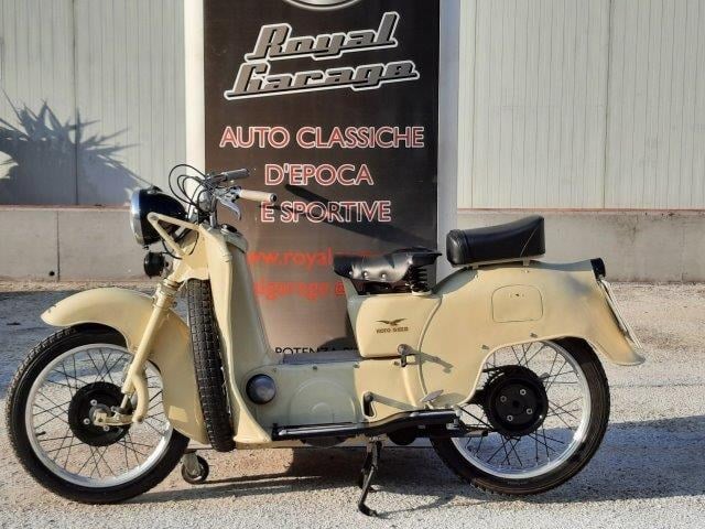 1952 Moto Guzzi Galletto - 1 1952 Moto Guzzi Galletto - 1