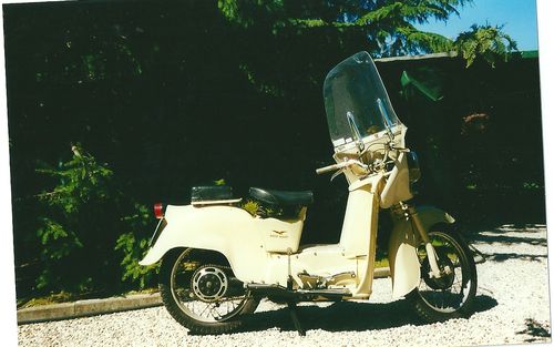 1955 Moto Guzzi Galletto (picture 1 of 4)