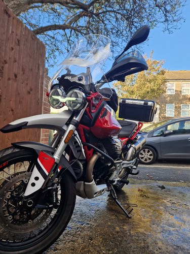 2019 Moto Guzzi V85 Tt