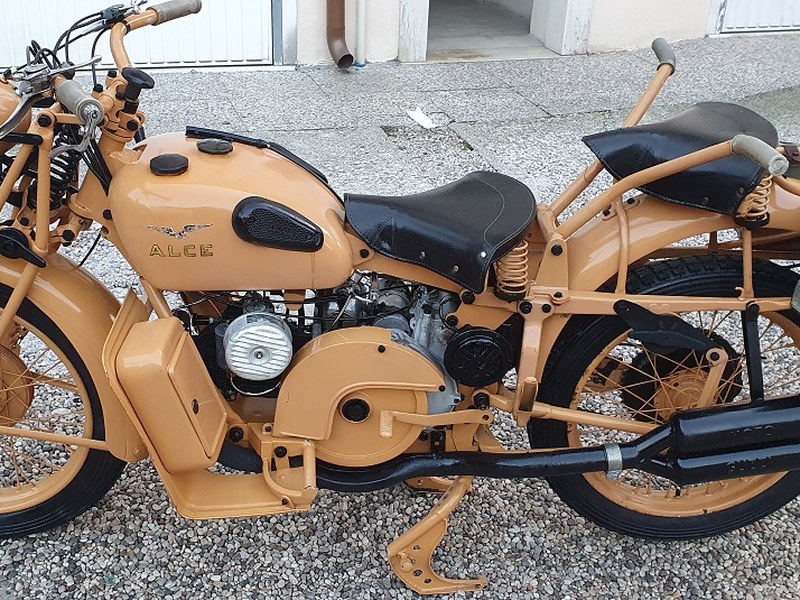 MOTO GUZZI ALCE