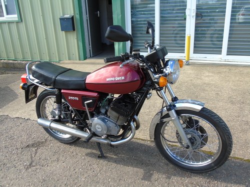 Moto Guzzi 250 TS 1977 Classic Italian 2 Stroke In vendita
