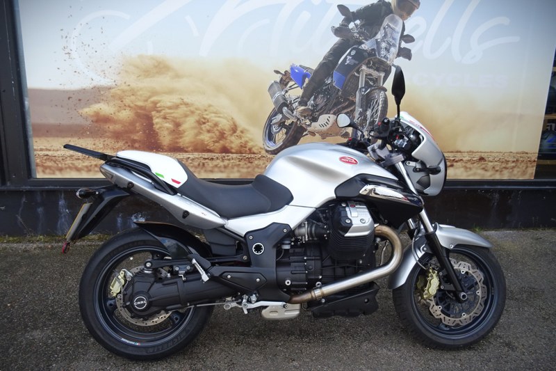 2011 Moto Guzzi V11 Sport Silver Manual, speed in Inverness