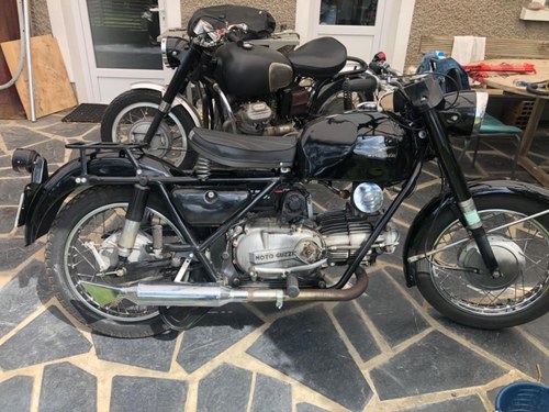 MOTO GUZZI Nuovo Falcone - 1972 In vendita
