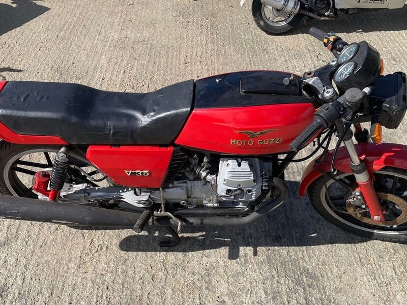 Moto guzzi v35 1979