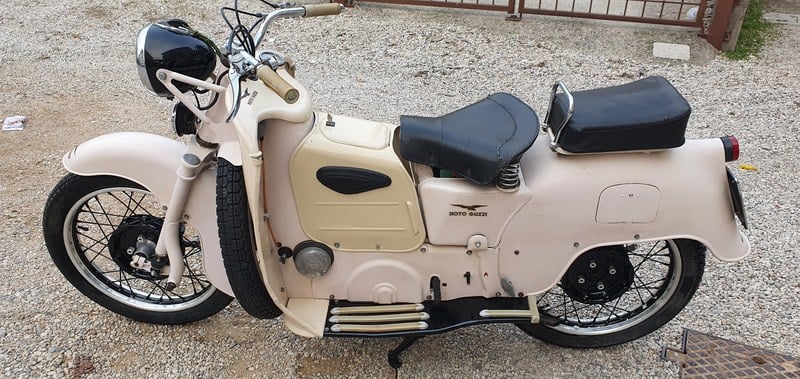1955 Moto Guzzi Galletto - 1 1955 Moto Guzzi Galletto - 1