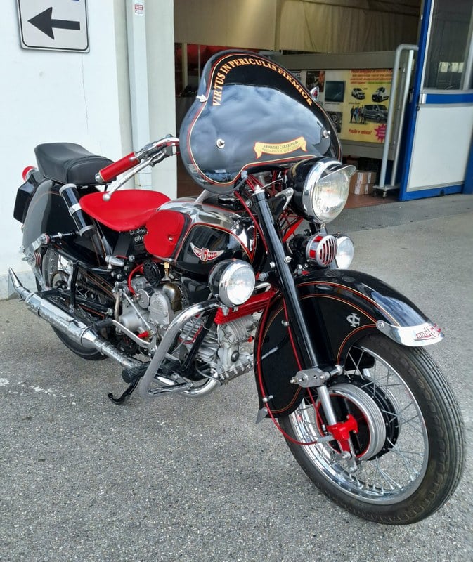 1960 Moto Guzzi Falcone - 1 1960 Moto Guzzi Falcone - 1