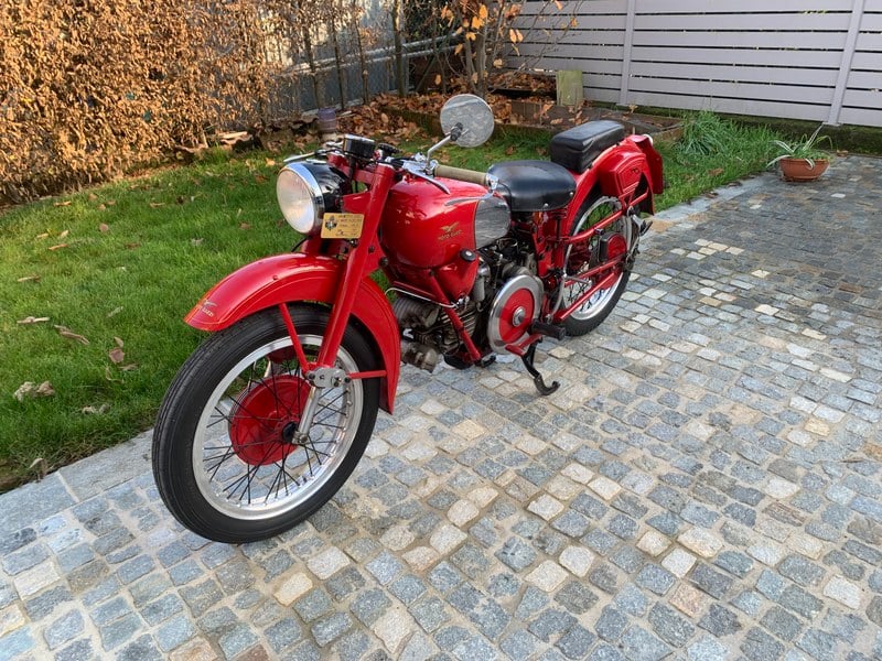 1957 Moto Guzzi Falcone - 2 1957 Moto Guzzi Falcone - 2