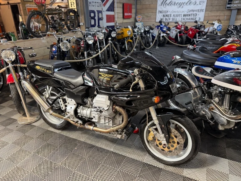 2000 Moto Guzzi Sport 1100 - 2 2000 Moto Guzzi Sport 1100 - 2