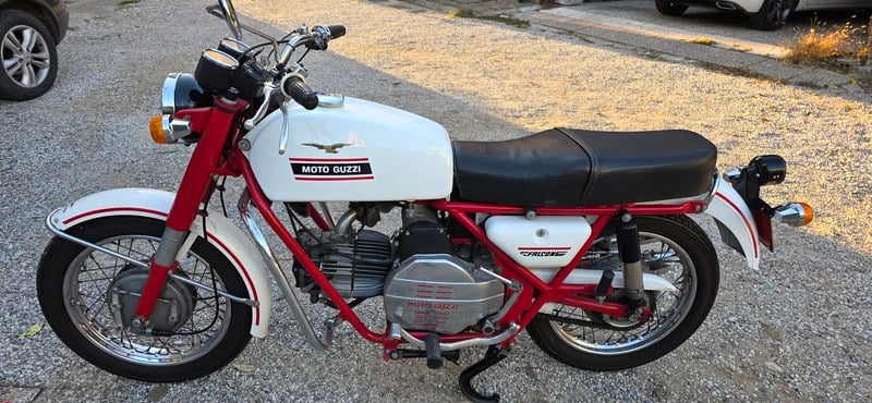 1972 Moto Guzzi Falcone - 1 1972 Moto Guzzi Falcone - 1