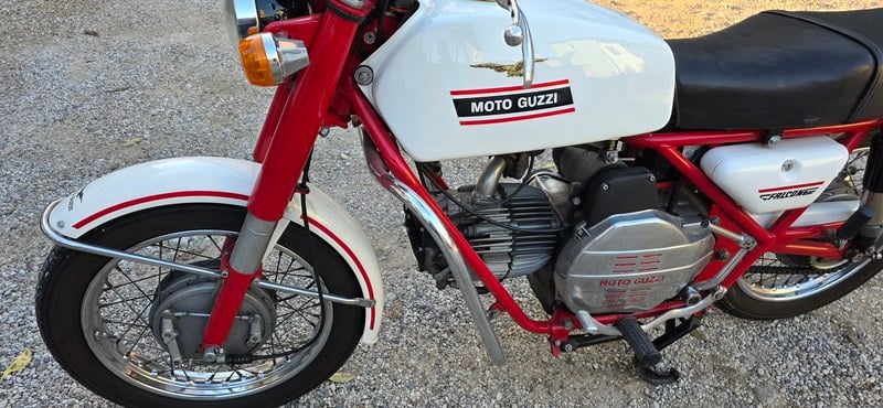 1972 Moto Guzzi Falcone - 2 1972 Moto Guzzi Falcone - 2