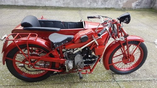 1930 Moto Guzzi Sport 14 con sidecar Kaufen Bei