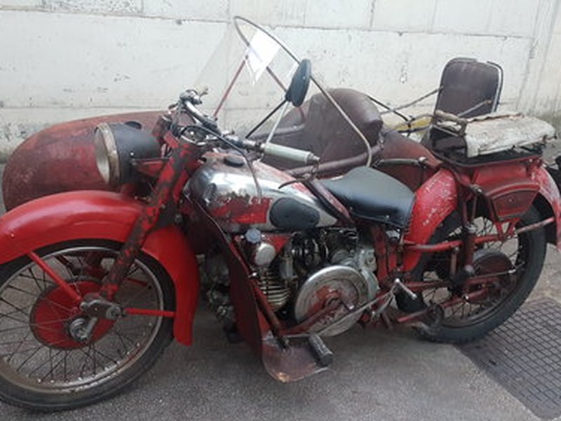 Guzzi Astore con sidecar