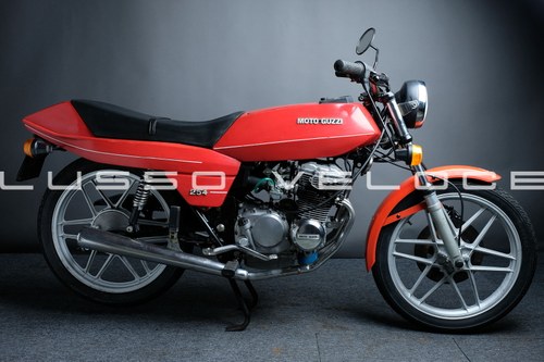 1984 Moto Guzzi Benelli 254 very original low miles En Venta