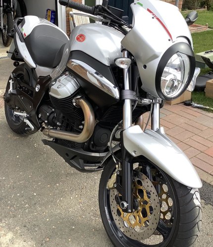 2015 Moto Guzzi 1200 Sport very low mileage In vendita