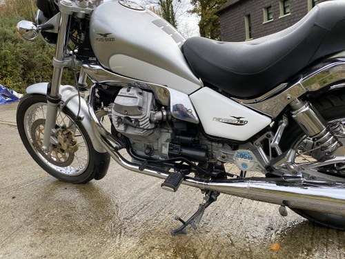 2002 Moto Guzzi Nevada club 750 1200 miles from new In vendita