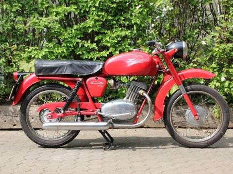 Moto Guzzi 125 Stornello Turismo 1961