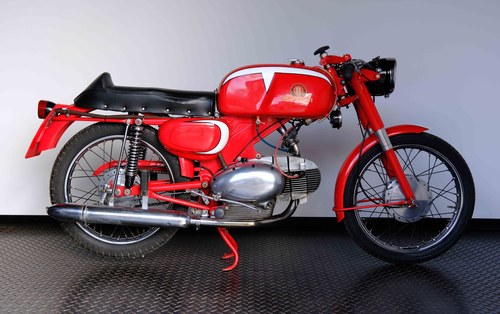 1969 Motobi Imperiale 125 - restored - worldwide shipping A vendre