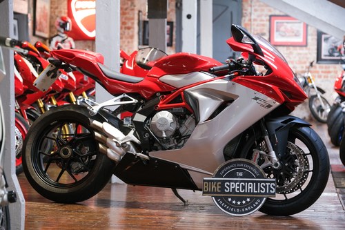 2015 MV Agusta F3 800 Only 860 Miles from New Kaufen Bei