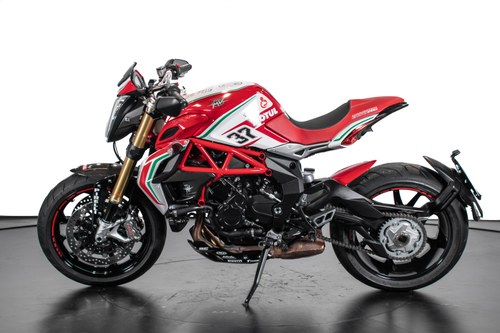 2017 MV AGUSTA BRUTALE DRAGSTER 800 RC 085/350 Kaufen Bei