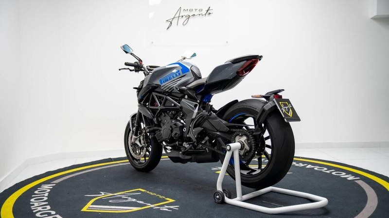 2017 MV Agusta 125 - 2 2017 MV Agusta 125 - 2