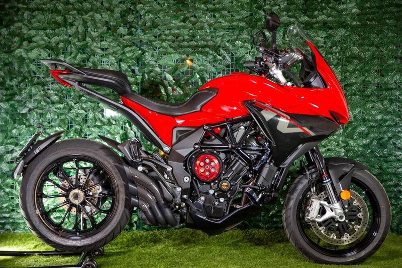 2021 MV Agusta Veloce 800 - 1 2021 MV Agusta Veloce 800 - 1
